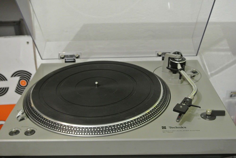 Technics Sl Turntable