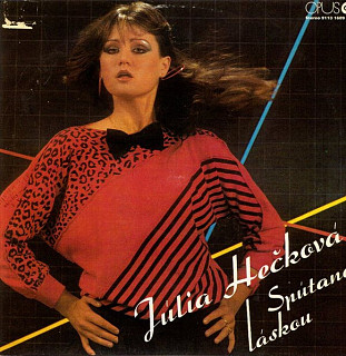 Júlia Hečková - Spútaná Láskou