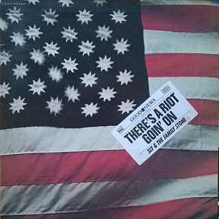 Sly & The Family Stone - There's A Riot Goin' On