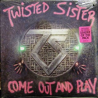 Twisted Sister - Come Out and Play